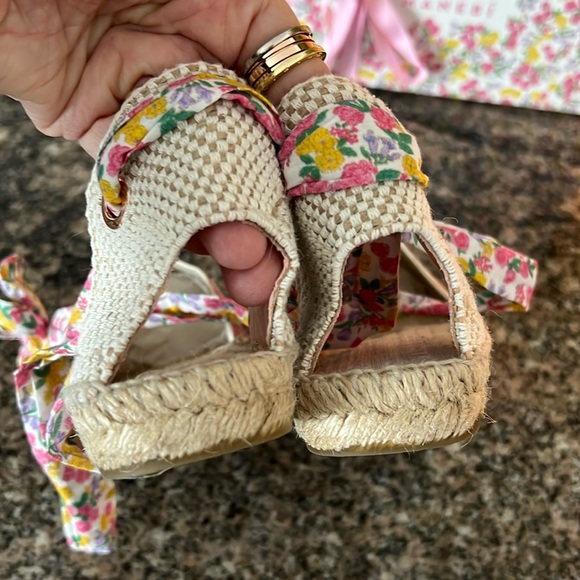 LoveShackFancy x Manebi Velenciana in the color Fruity Punch - Picture 6 of 13